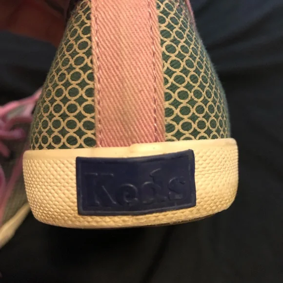 Spring sneakers - Picture 2 of 4